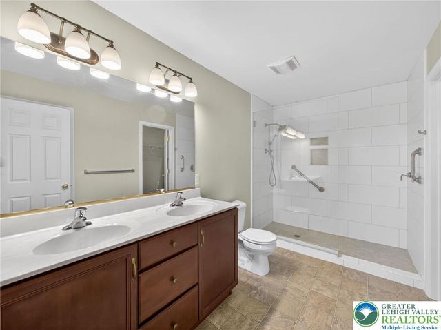 1631 Brown Street, South Whitehall Twp, PA 18104