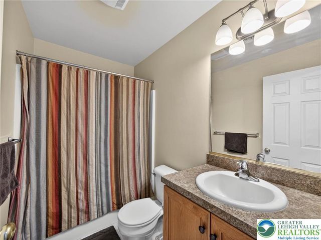 1631 Brown Street, South Whitehall Twp, PA 18104