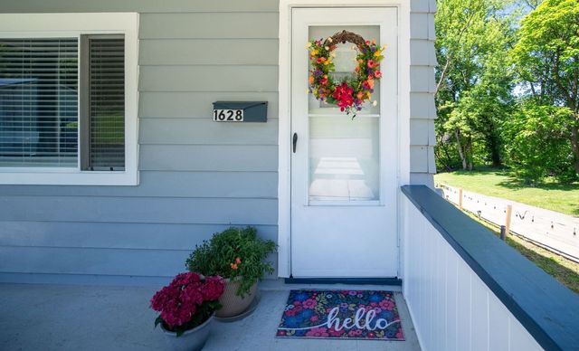 1628 2nd AVENUE, Beaver, PA 15027