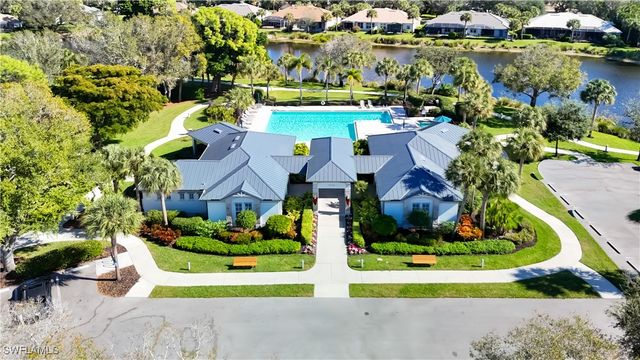 6538 Chestnut CIR, Naples, FL 34109