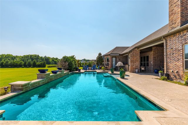 835 Bentwater Drive, Lucas, TX 75002