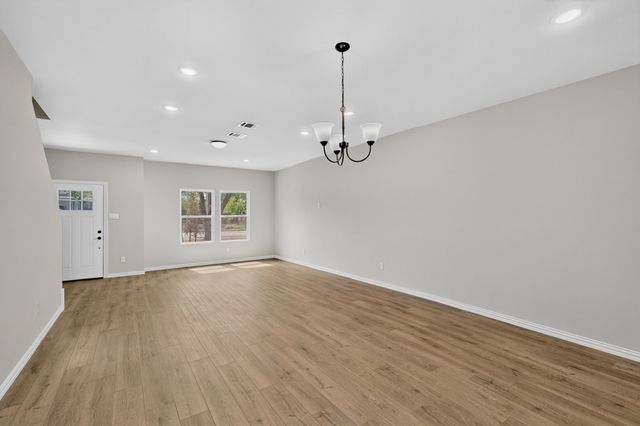 3327 Eastland Street, Fort Worth, TX 76119