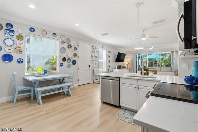 15671 Marcello CIR 124, Naples, FL 34110