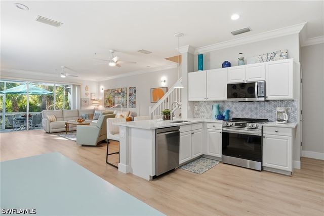 15671 Marcello CIR 124, Naples, FL 34110