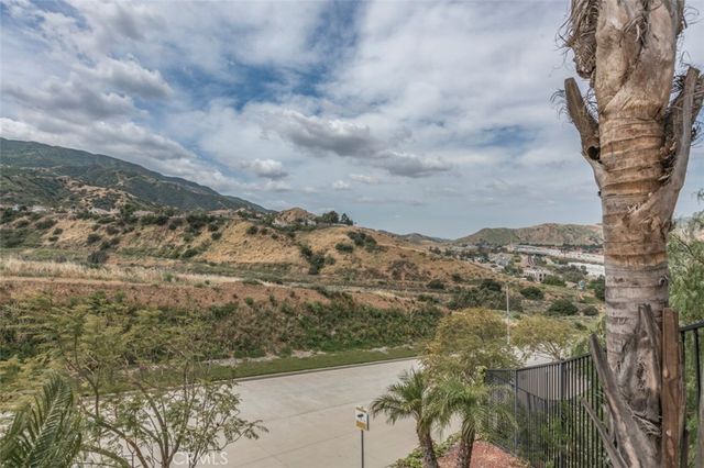 980 Nicholas Place, Corona, CA 92882