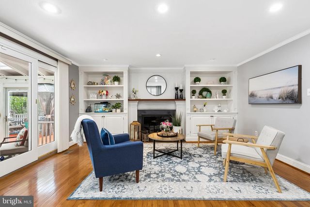1004 WINDMILL LN, Silver Spring, MD 20905