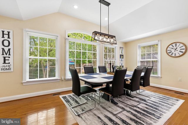 1004 WINDMILL LN, Silver Spring, MD 20905