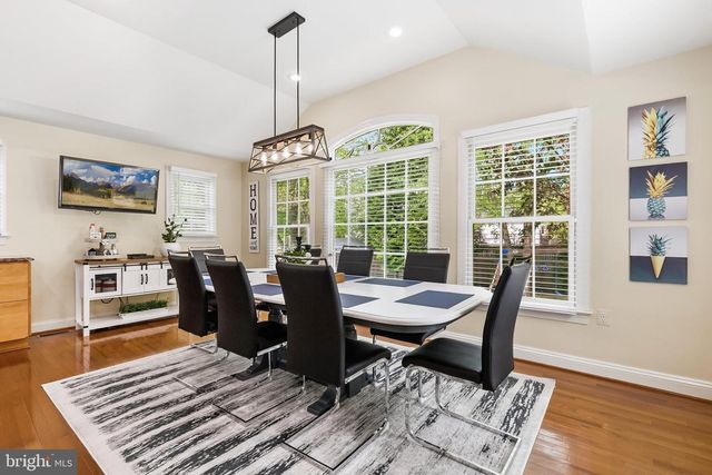 1004 WINDMILL LN, Silver Spring, MD 20905