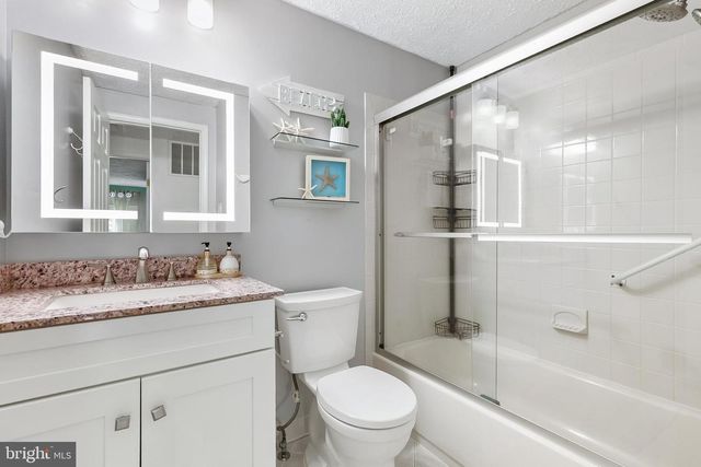 1004 WINDMILL LN, Silver Spring, MD 20905