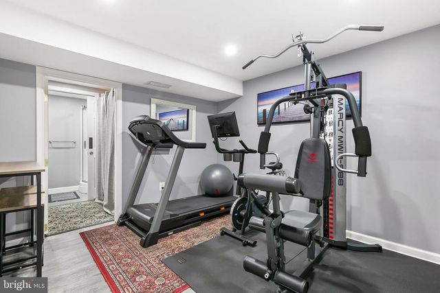 1004 WINDMILL LN, Silver Spring, MD 20905