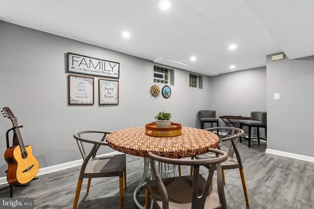 1004 WINDMILL LN, Silver Spring, MD 20905
