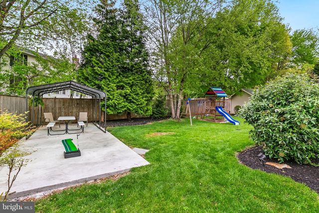 1004 WINDMILL LN, Silver Spring, MD 20905
