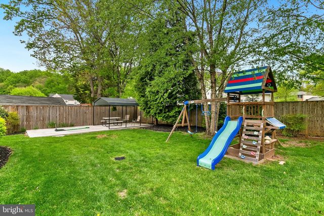 1004 WINDMILL LN, Silver Spring, MD 20905
