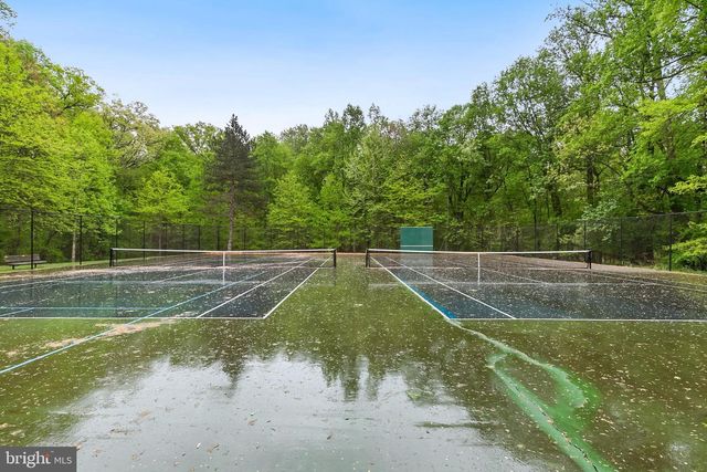 1004 WINDMILL LN, Silver Spring, MD 20905