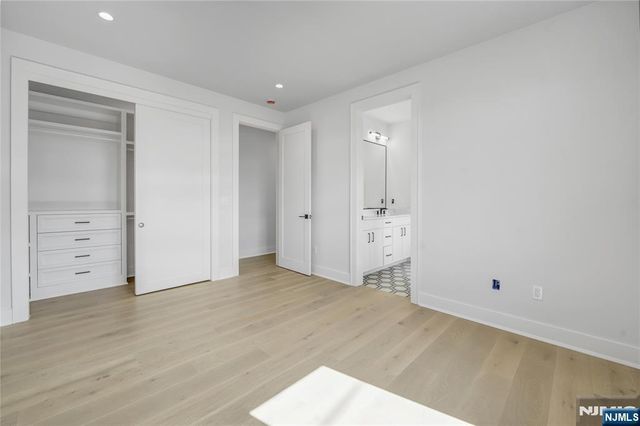 401 B Grand Avenue 401 B, Leonia, NJ 07605