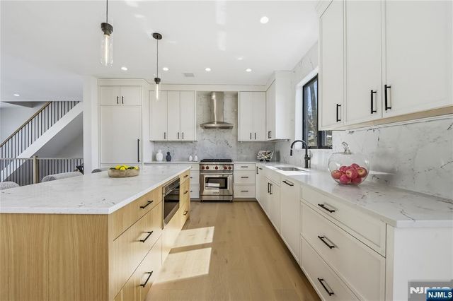 401 B Grand Avenue 401 B, Leonia, NJ 07605