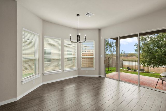 425 Lacey Oak LOOP, San Marcos, TX 78666