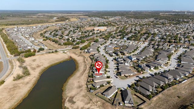 425 Lacey Oak LOOP, San Marcos, TX 78666