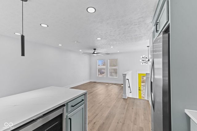 911 Gary Dr, Plainfield, IN 46168