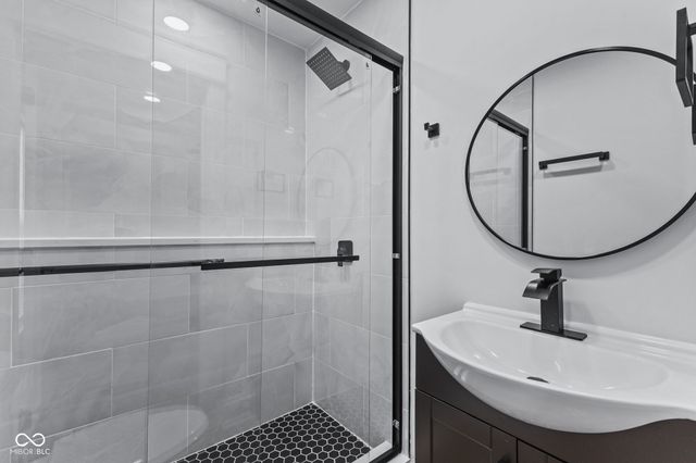 911 Gary Dr, Plainfield, IN 46168