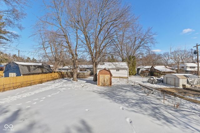 911 Gary Dr, Plainfield, IN 46168