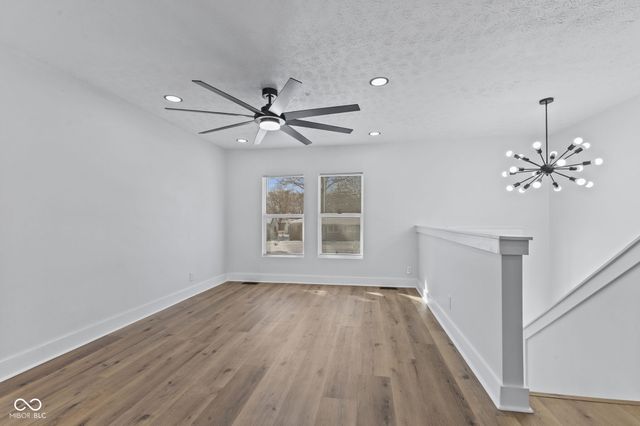 911 Gary Dr, Plainfield, IN 46168