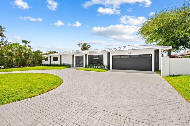 3821 NE 26th Avenue, Lighthouse Point, FL 33064