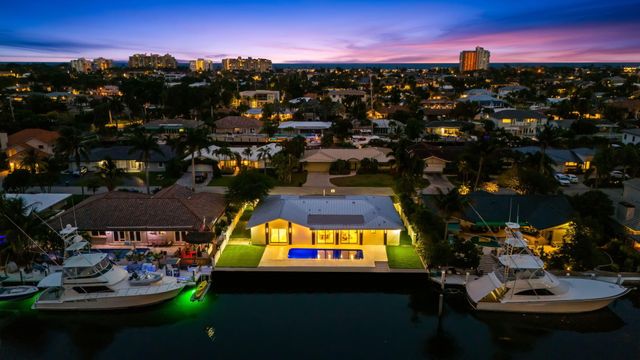 3821 NE 26th Avenue, Lighthouse Point, FL 33064