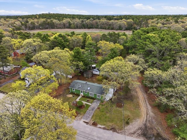 94 Edgewater Drive, Wareham, MA 02571