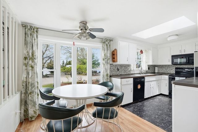 94 Edgewater Drive, Wareham, MA 02571