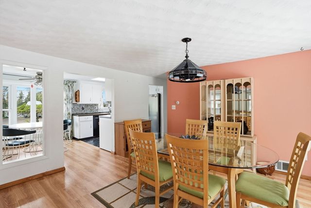 94 Edgewater Drive, Wareham, MA 02571