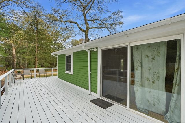 94 Edgewater Drive, Wareham, MA 02571