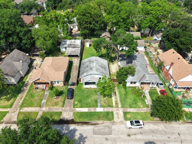 1459 Godwin Street, Houston, TX 77023