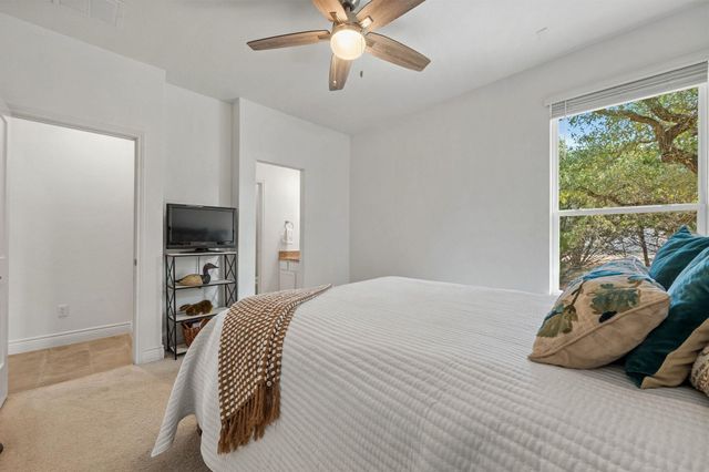 334 Sapling DR, Driftwood, TX 78619