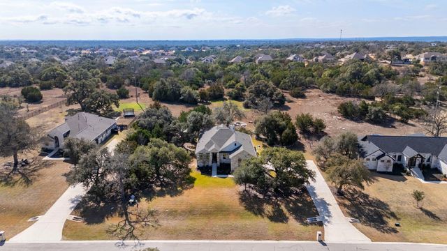 334 Sapling DR, Driftwood, TX 78619