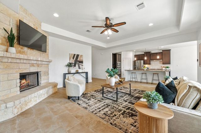 334 Sapling DR, Driftwood, TX 78619