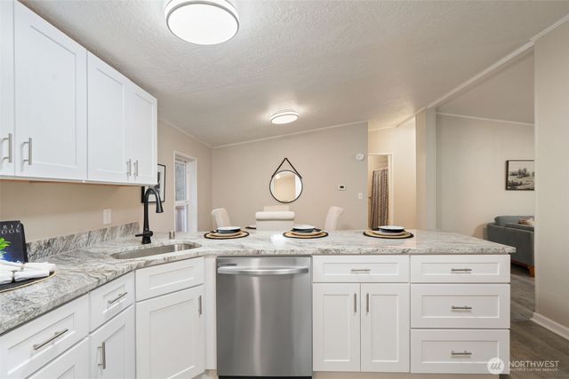 40 Ashwood Lane, Shelton, WA 98584