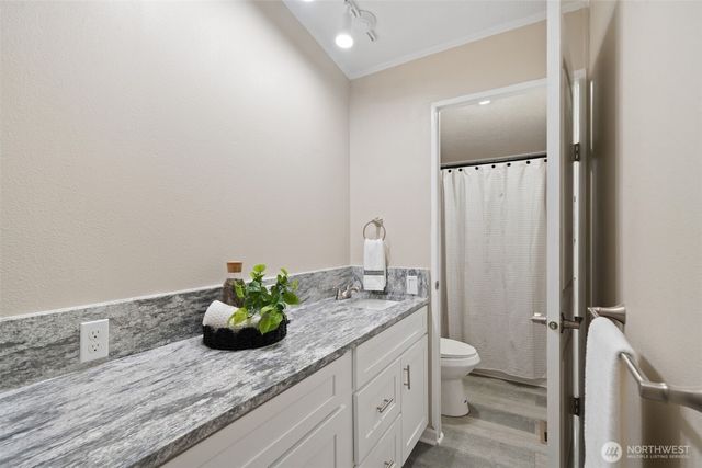 40 Ashwood Lane, Shelton, WA 98584