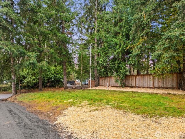 40 Ashwood Lane, Shelton, WA 98584