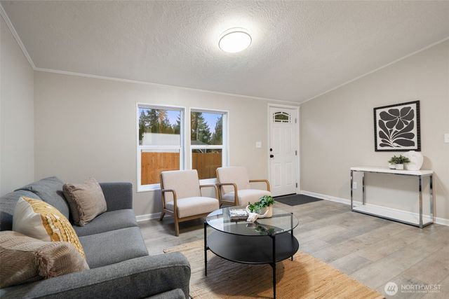 40 Ashwood Lane, Shelton, WA 98584