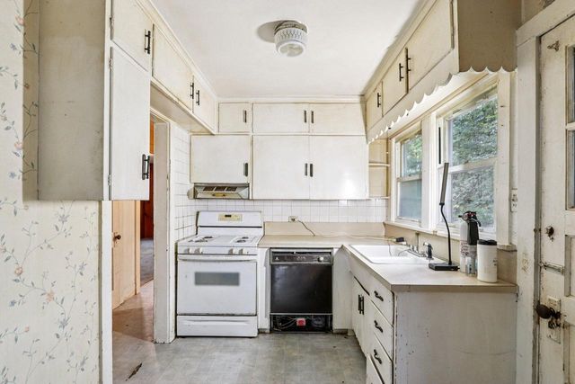 7801 Big Pine LANE, Burlington, WI 53105