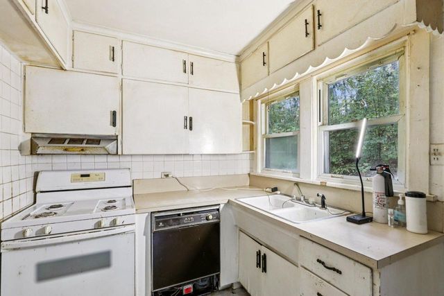 7801 Big Pine LANE, Burlington, WI 53105