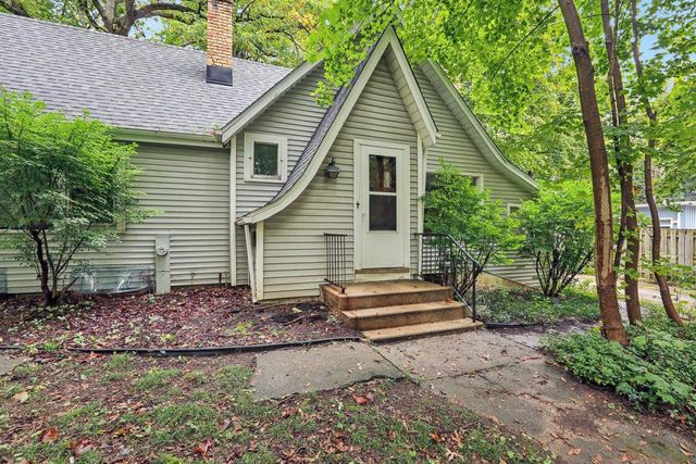 7801 Big Pine LANE, Burlington, WI 53105