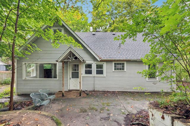 7801 Big Pine LANE, Burlington, WI 53105