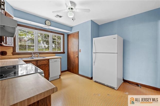 399 Division Street, South Amboy, NJ 08879