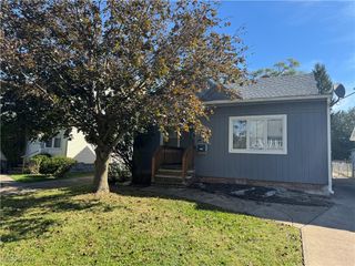 5185 Clement Street, Maple Heights, OH 44137