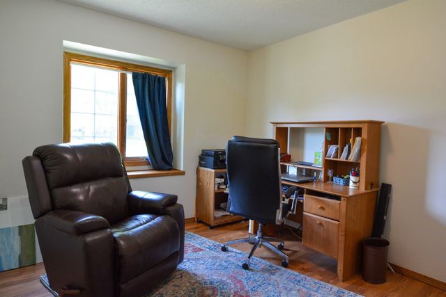 5042 N Primrose Ct, Park City, KS 67219