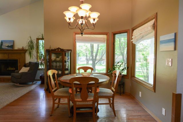 5042 N Primrose Ct, Park City, KS 67219