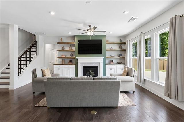 6168 Collins Road NW, Acworth, GA 30101