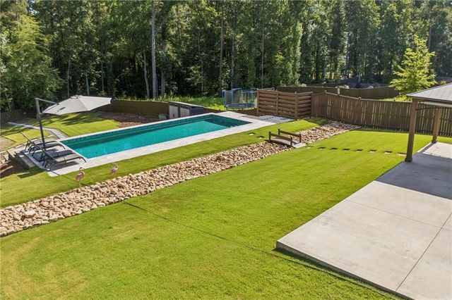 6168 Collins Road NW, Acworth, GA 30101